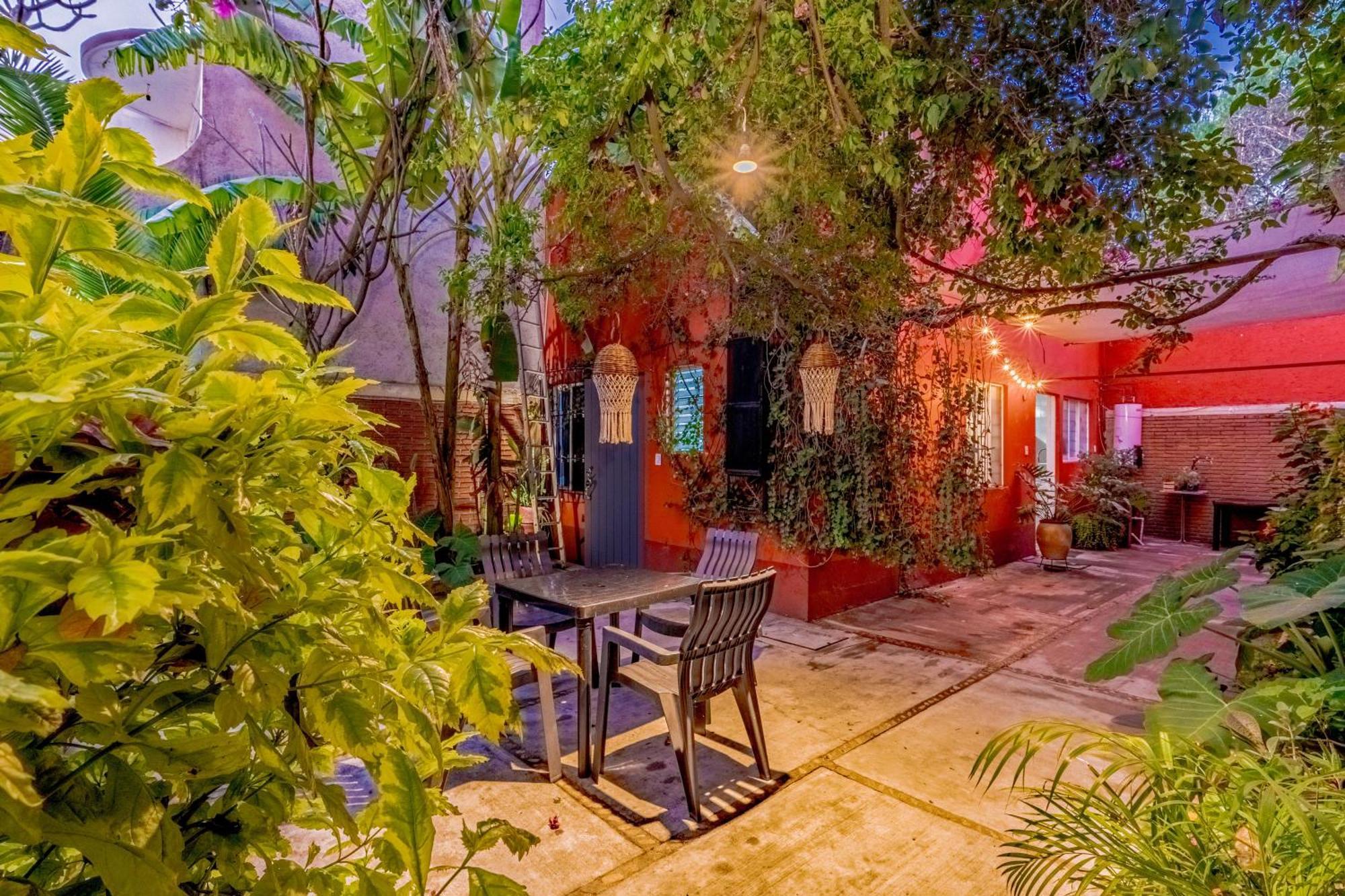 Casa Guanab Guest House Oaxaca ภายนอก รูปภาพ